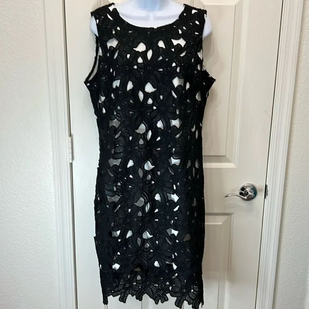 CALVIN KLEIN Black Lace Sheath Dress Sz 12 Floral Scoop Sleeveless Neck White